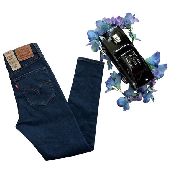 Levi's NWOT Mile High Super Skinny Jeans Women 6/28 Short - Picture 1 of 11